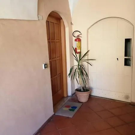 Studio Con Vista Giardino Daire Benevento